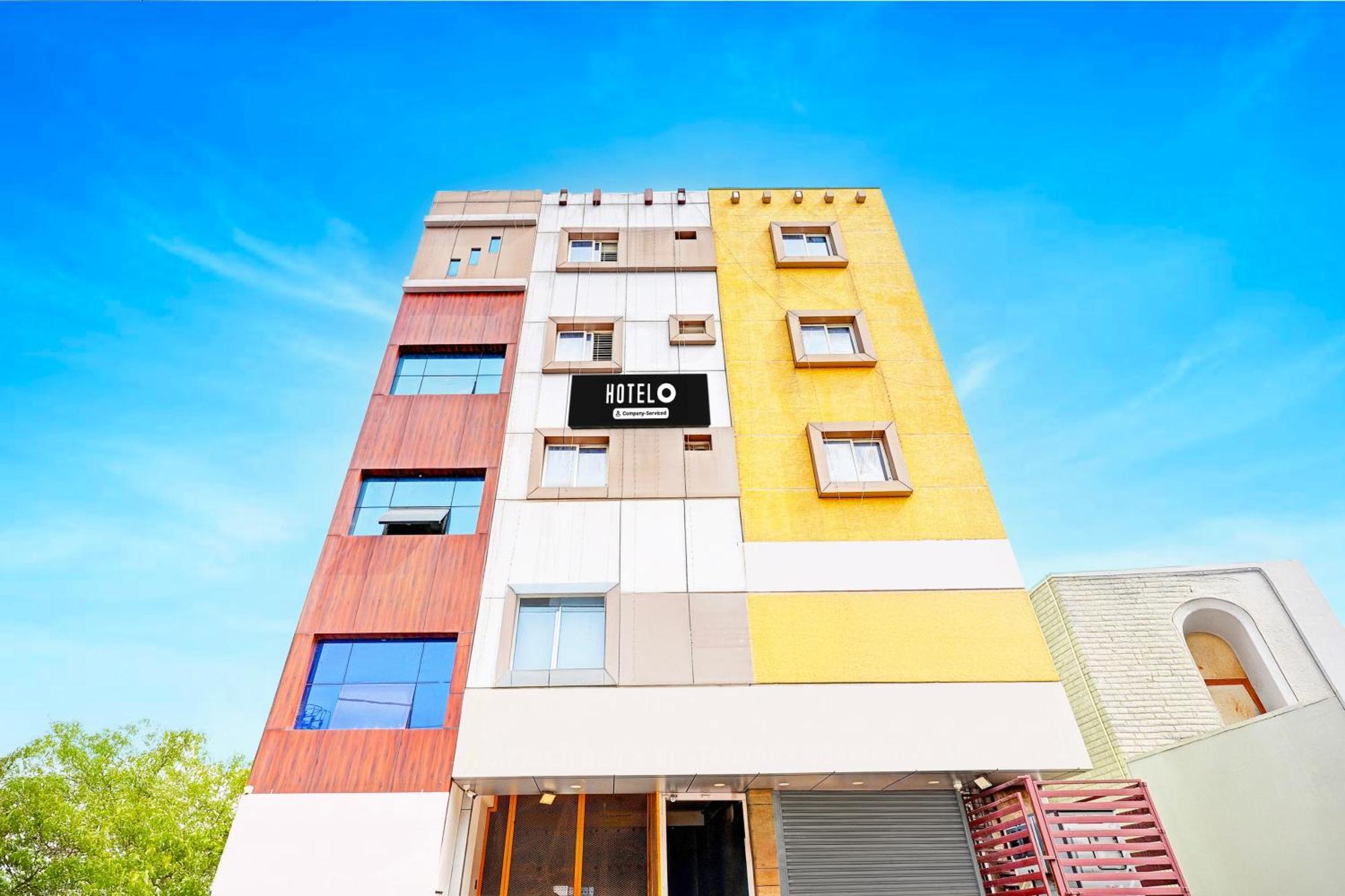 Super Hotel O Srigandhakavalu Formerly Chamundeshwari Lodging Jalahalli Exterior photo